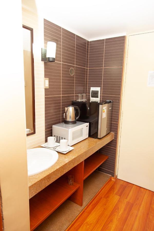 Holiday Suites ตักนา ภายนอก รูปภาพ